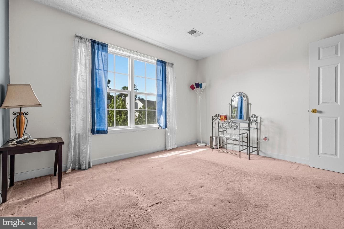 2906 Argentina Place photo 36