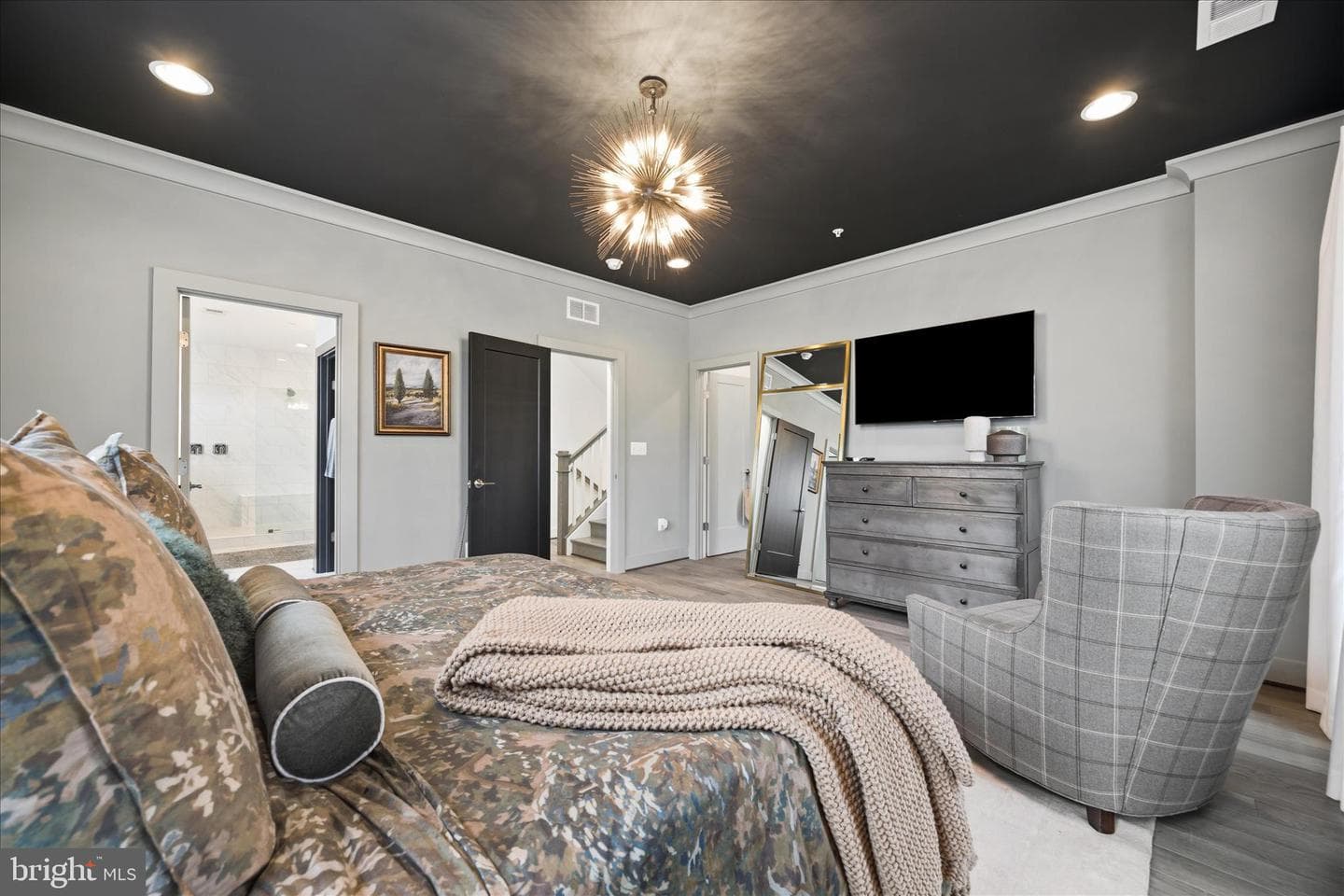 610 Leigh Way photo 26