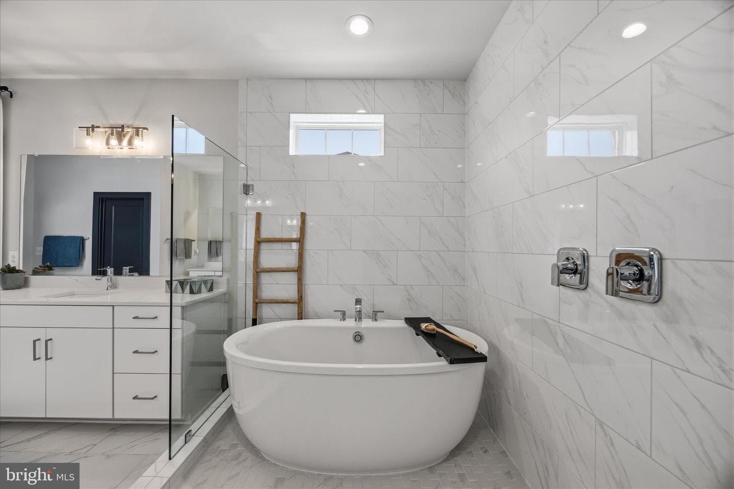 610 Leigh Way photo 30