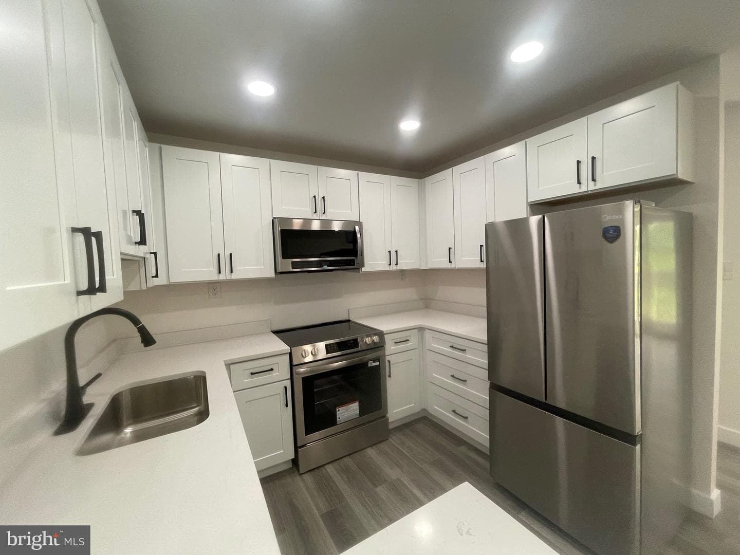 3811 Swann Road #202 photo 37