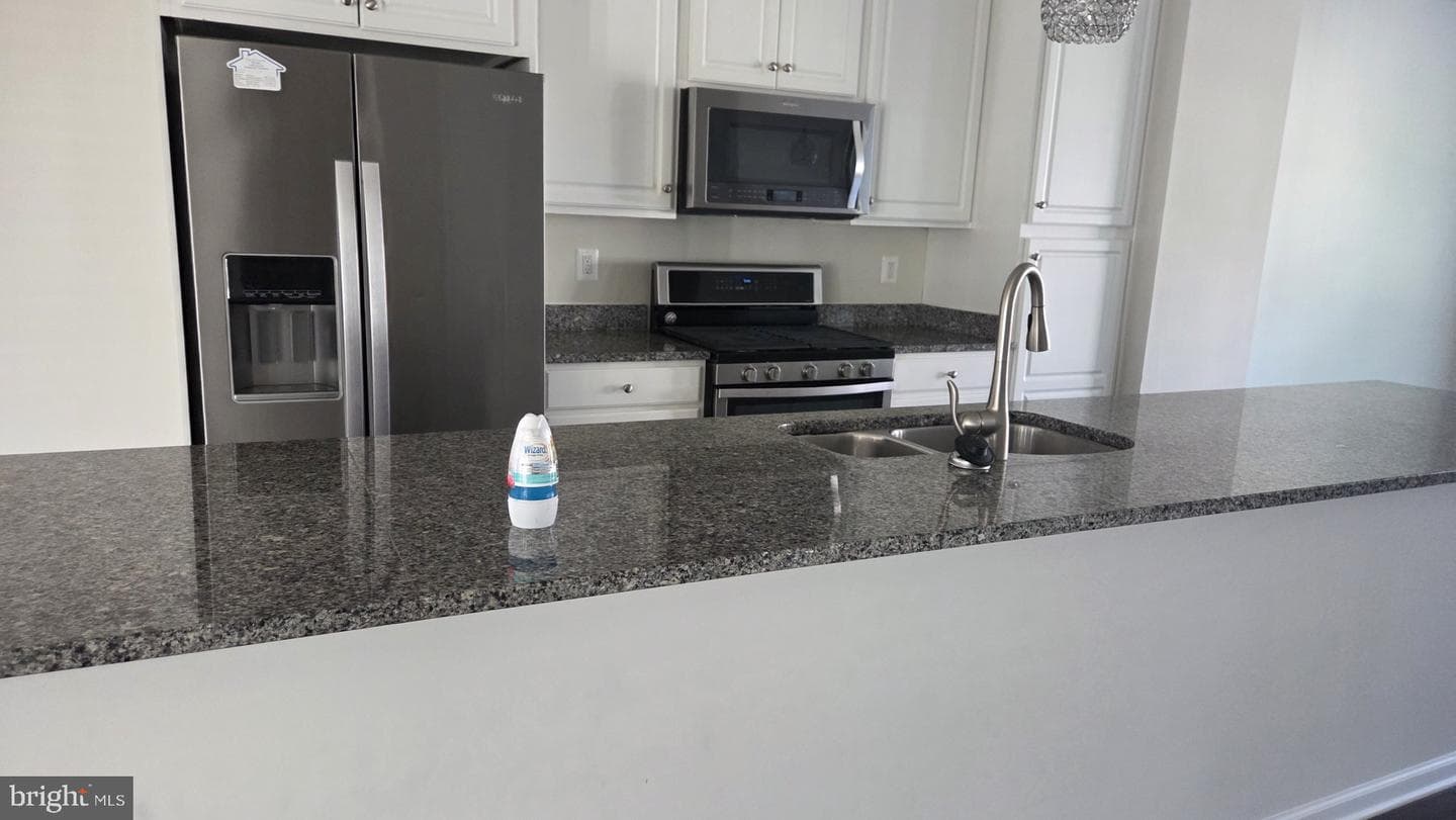 9508 Sycamore Grove photo 3