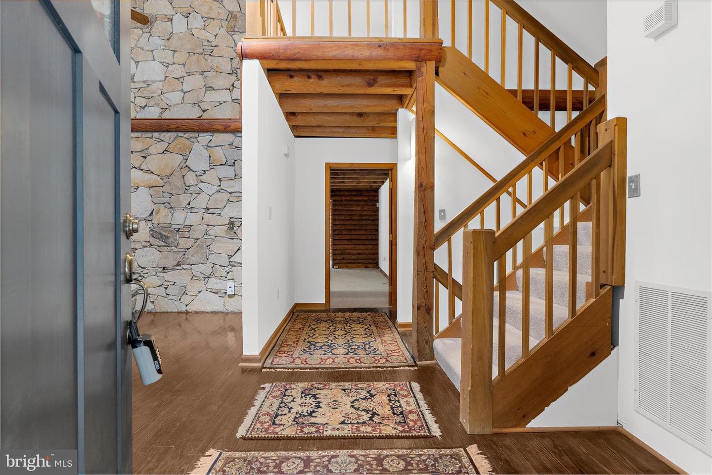 17921 Queen Anne Road photo 4