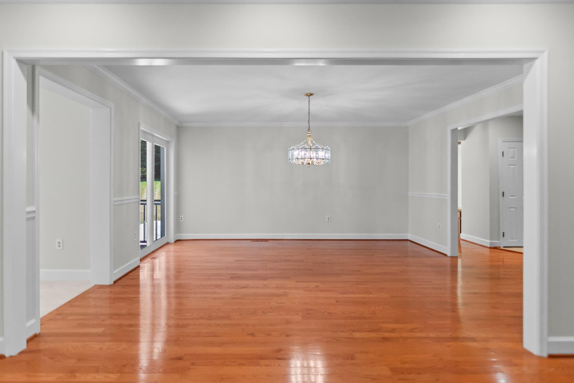13805 W End Farm Road photo 3