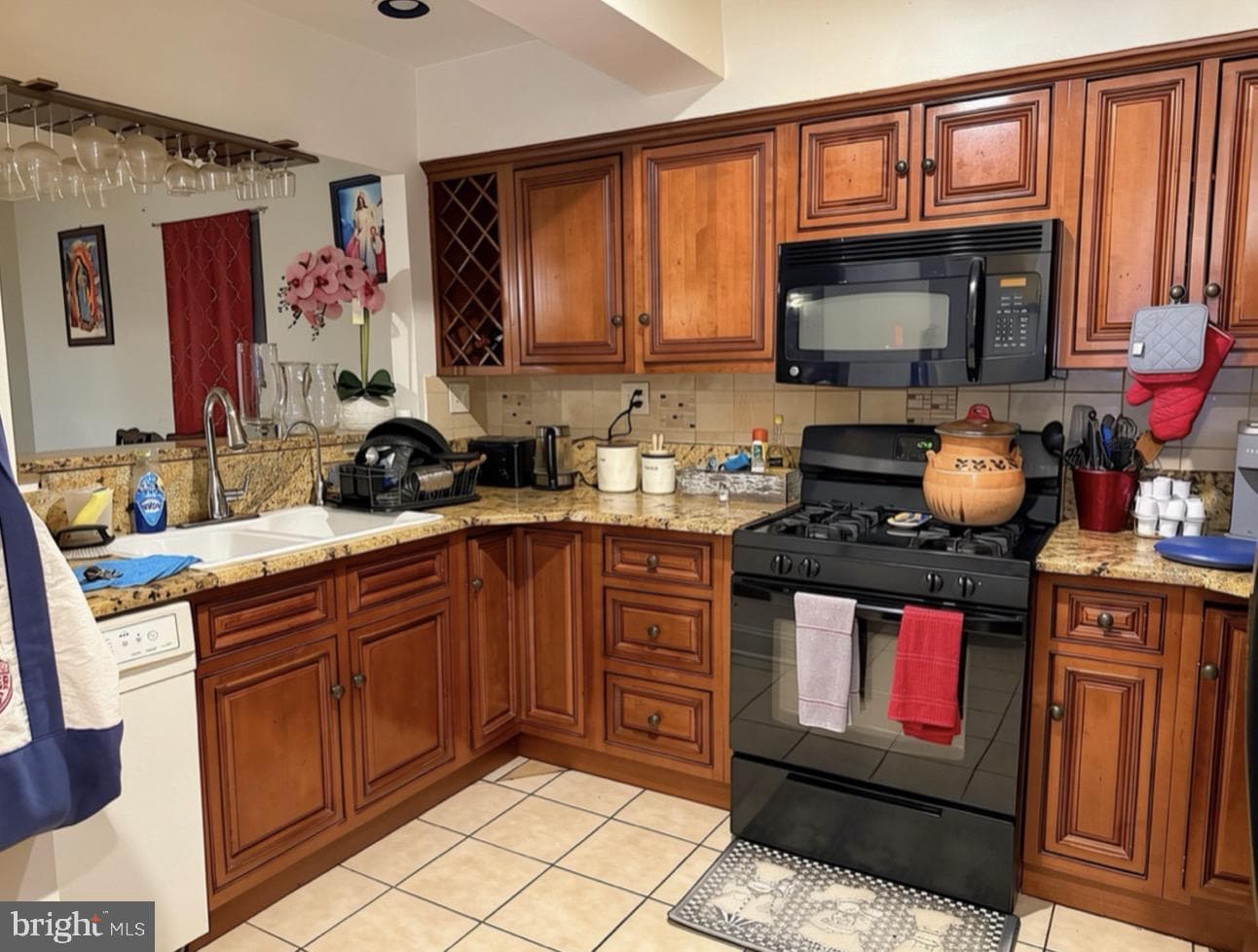 2420 Hannon Street photo 12