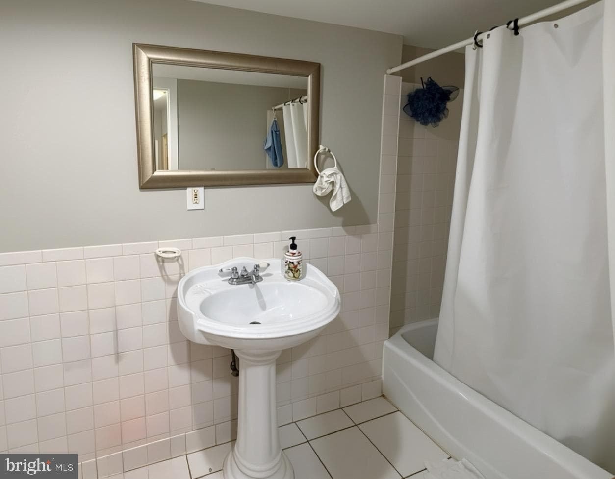 2420 Hannon Street photo 16