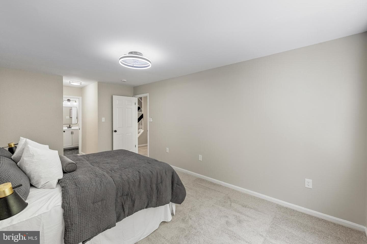 6947 Mayfair Terrace photo 19