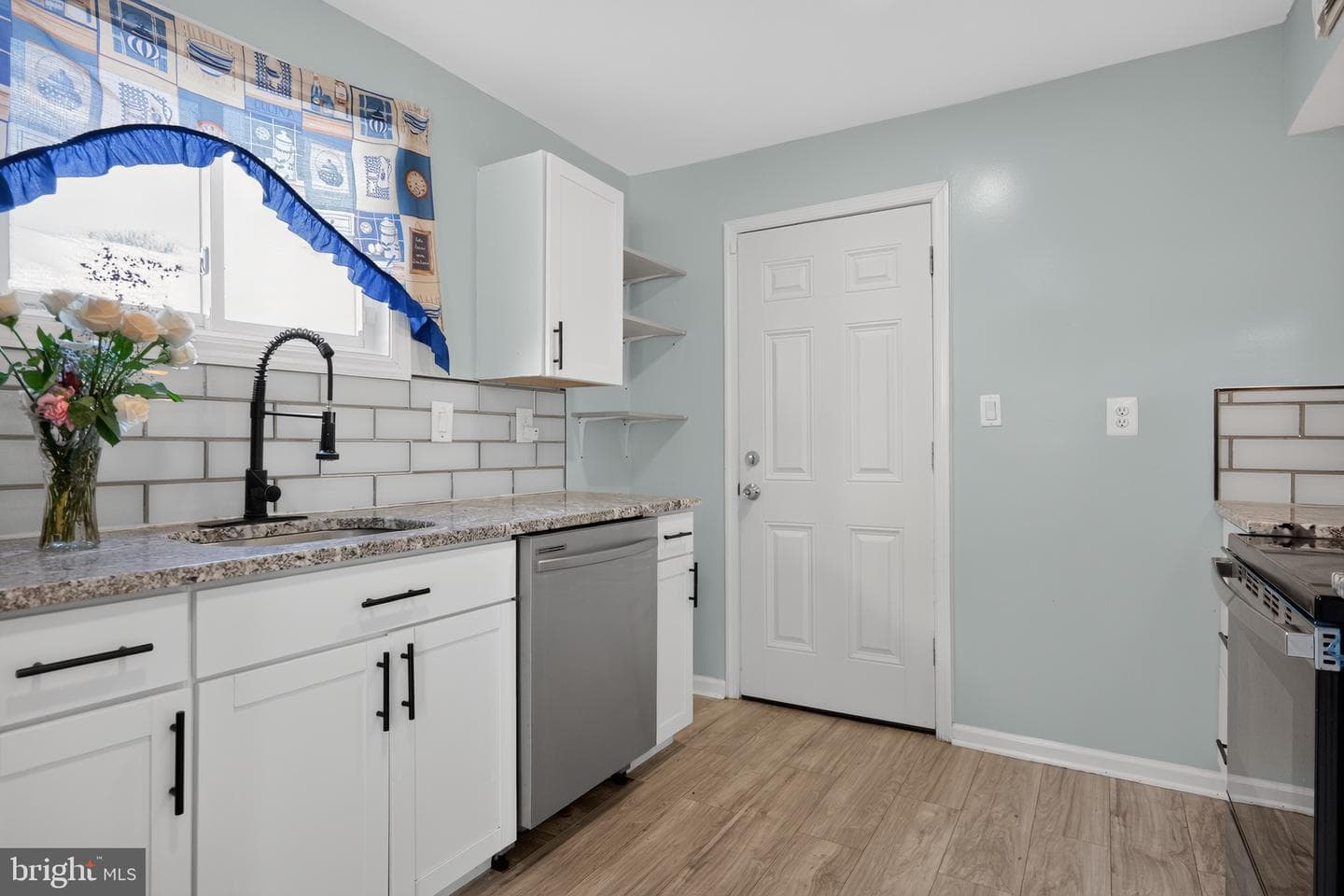 3207 Randall Road photo 6