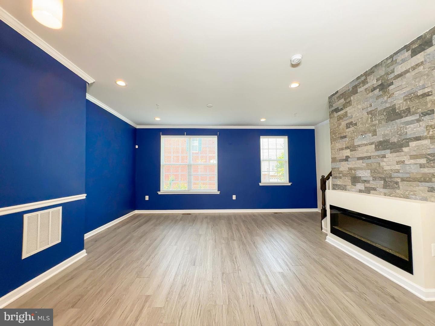 1616 Wesbourne Drive photo 9