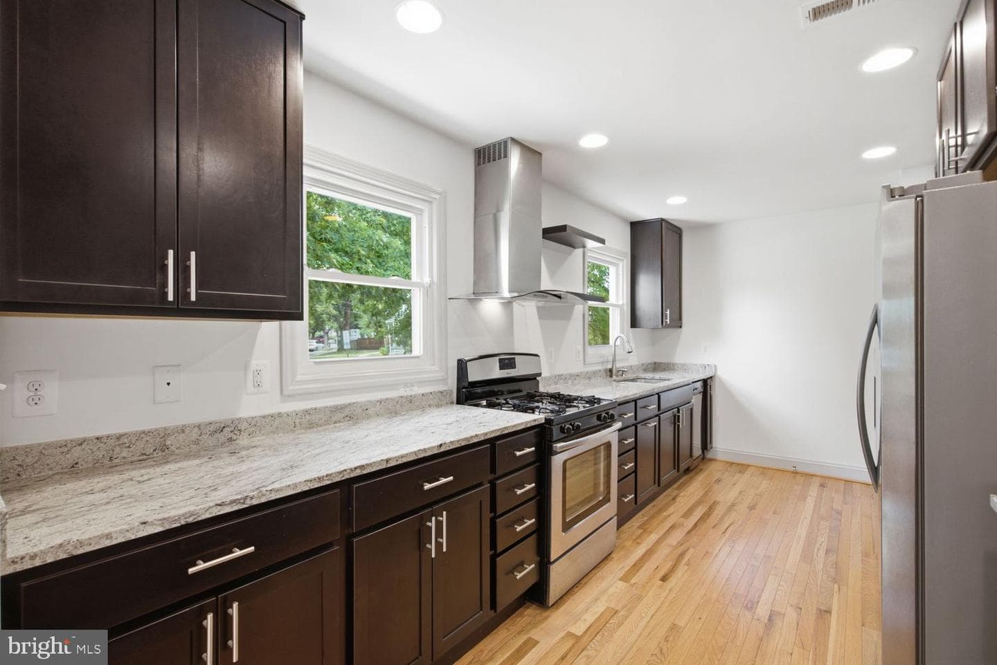 3001 Lancer Place photo 10
