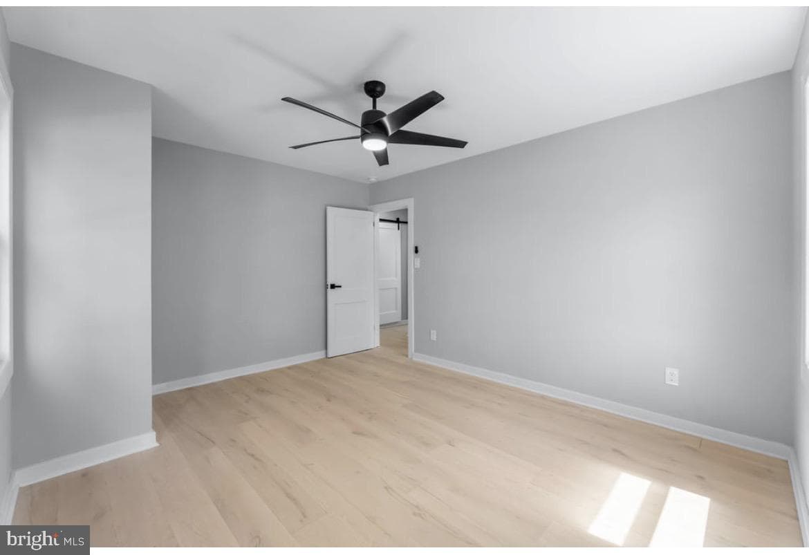 722 Sheridan Street photo 20