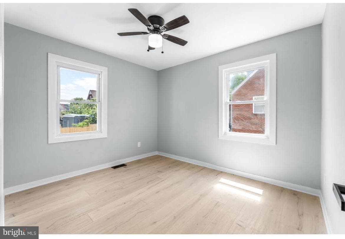 722 Sheridan Street photo 33