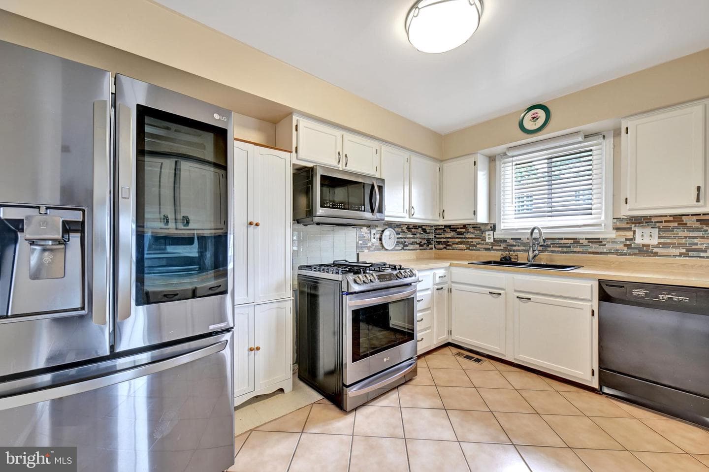 1409 2nd Street photo 19