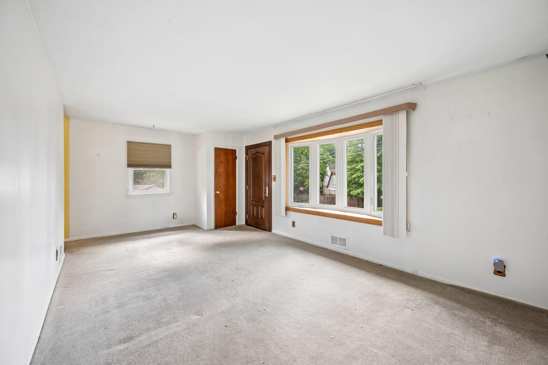 5711 Osage Street photo 3