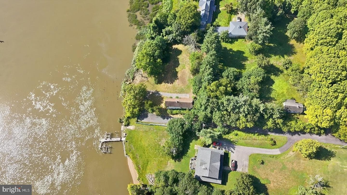 17501 Watershed Drive photo 41