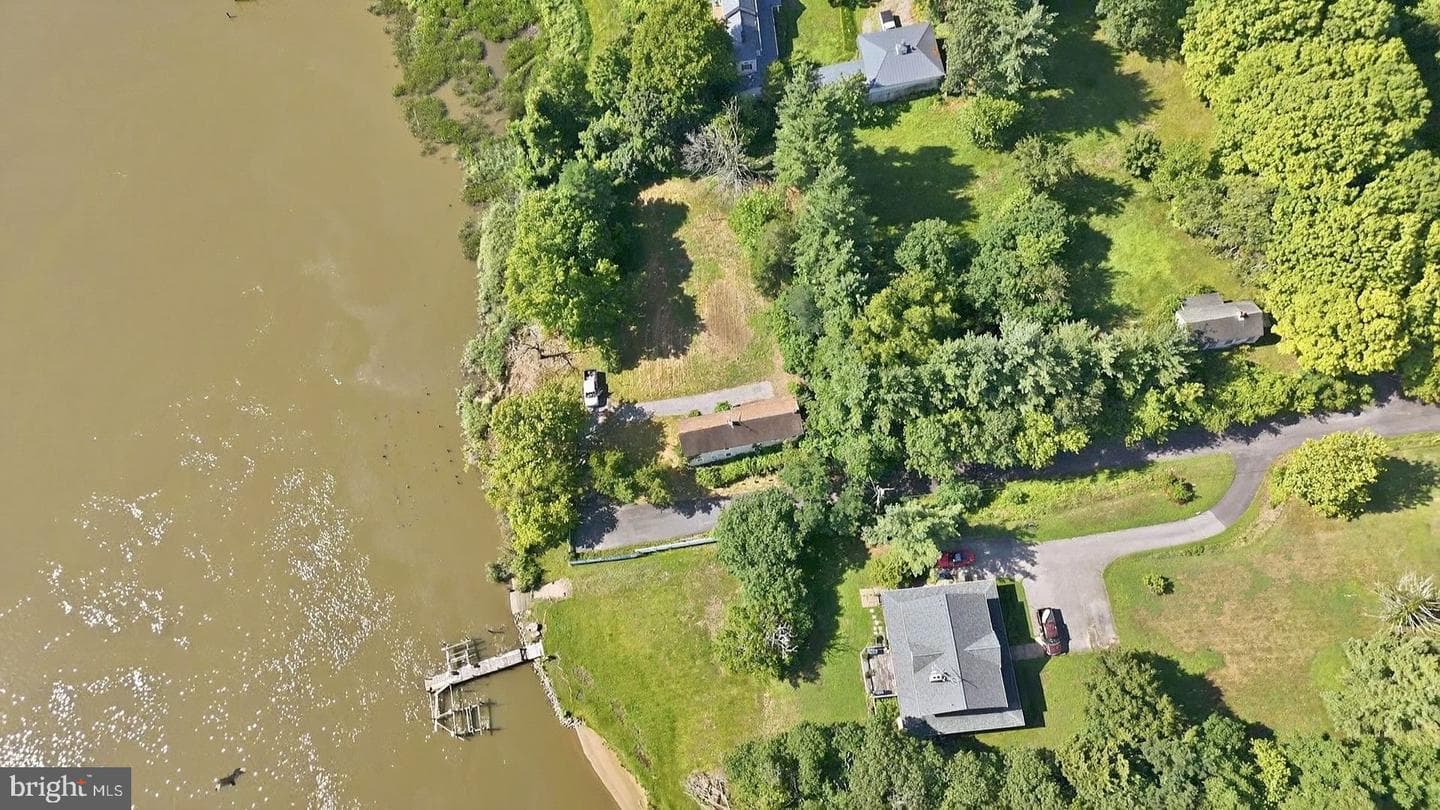 17501 Watershed Drive photo 42