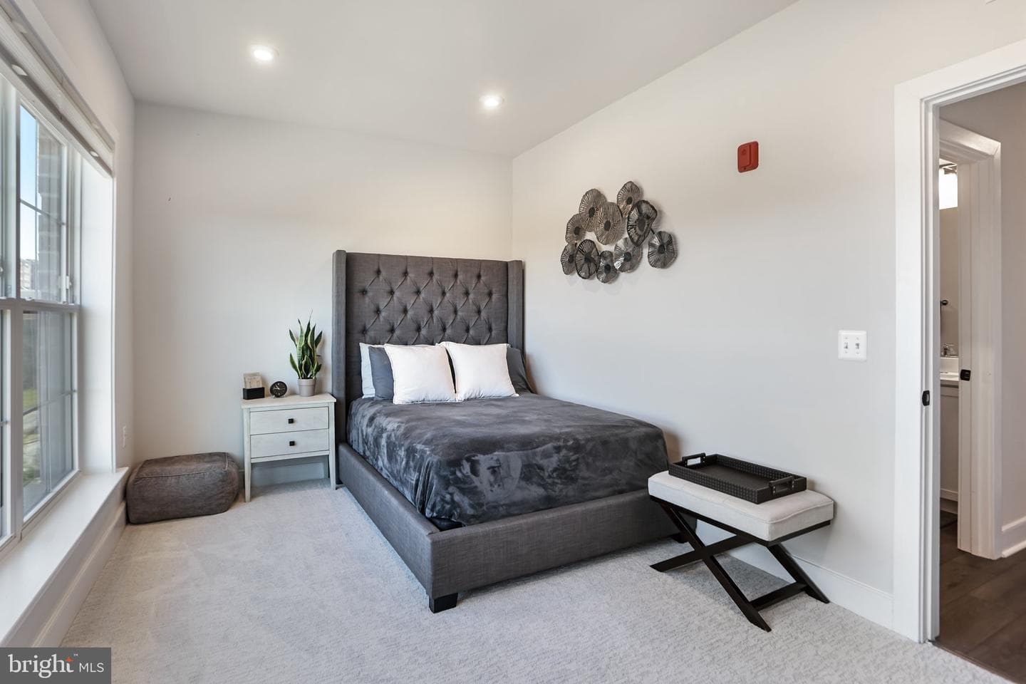 100 Saint Ives Place #306 photo 25