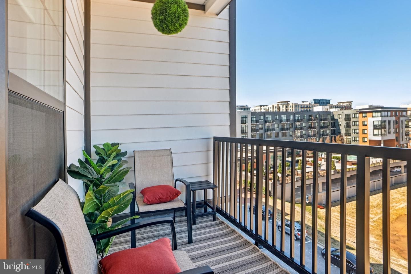 100 Saint Ives Place #306 photo 30