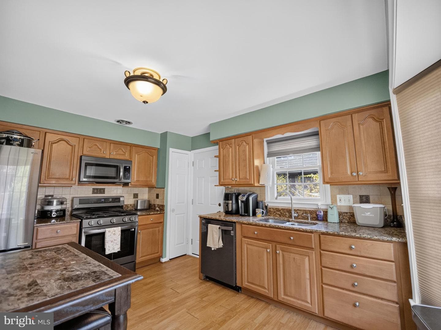 8411 Thornberry Drive W photo 27