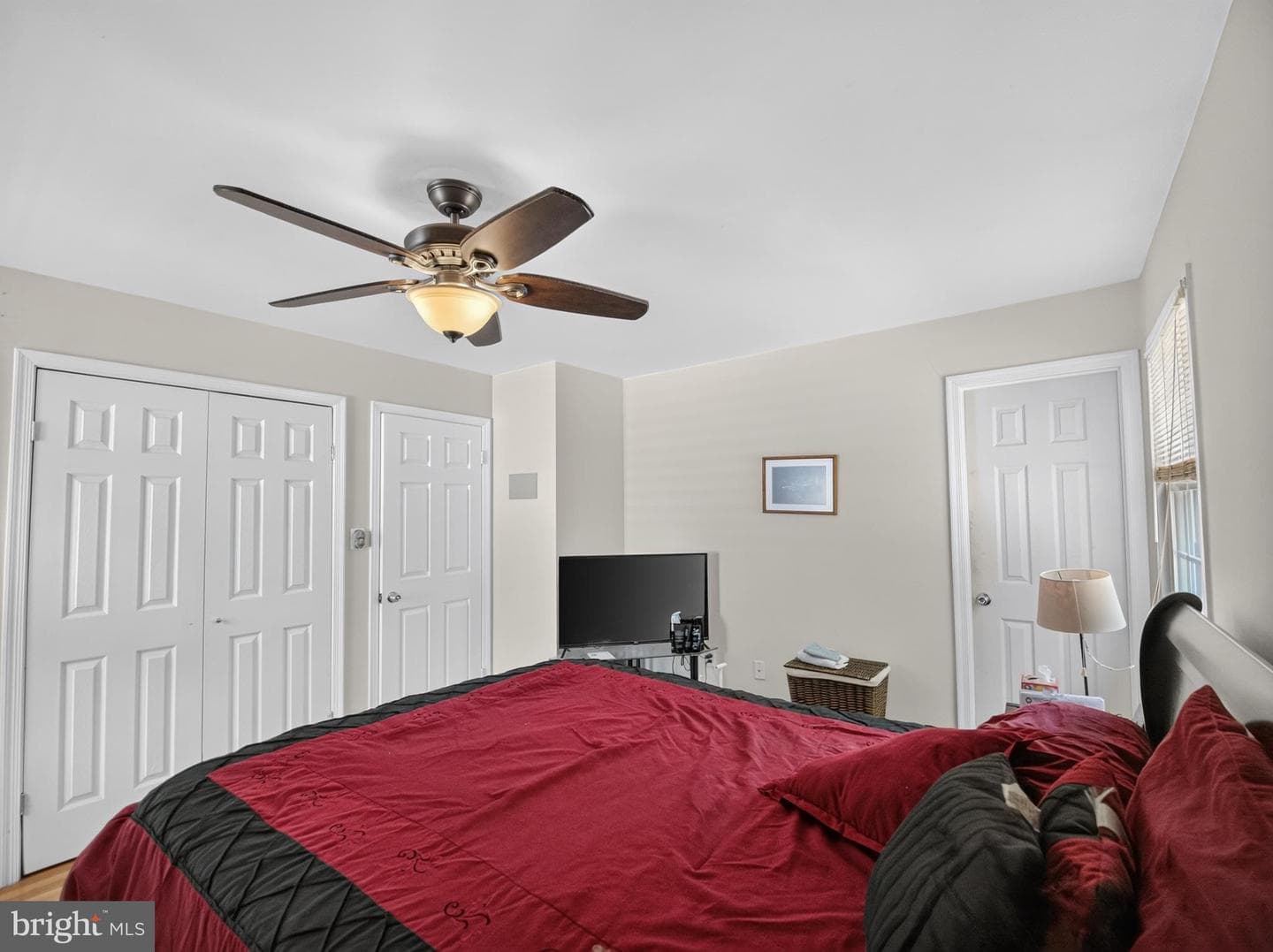 8411 Thornberry Drive W photo 28