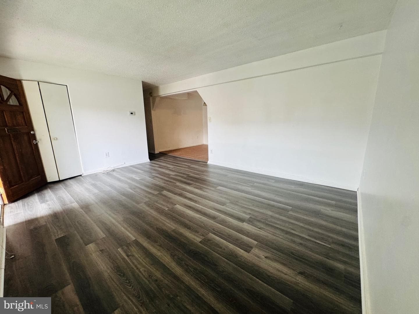 7990 Lakecrest Drive photo 9