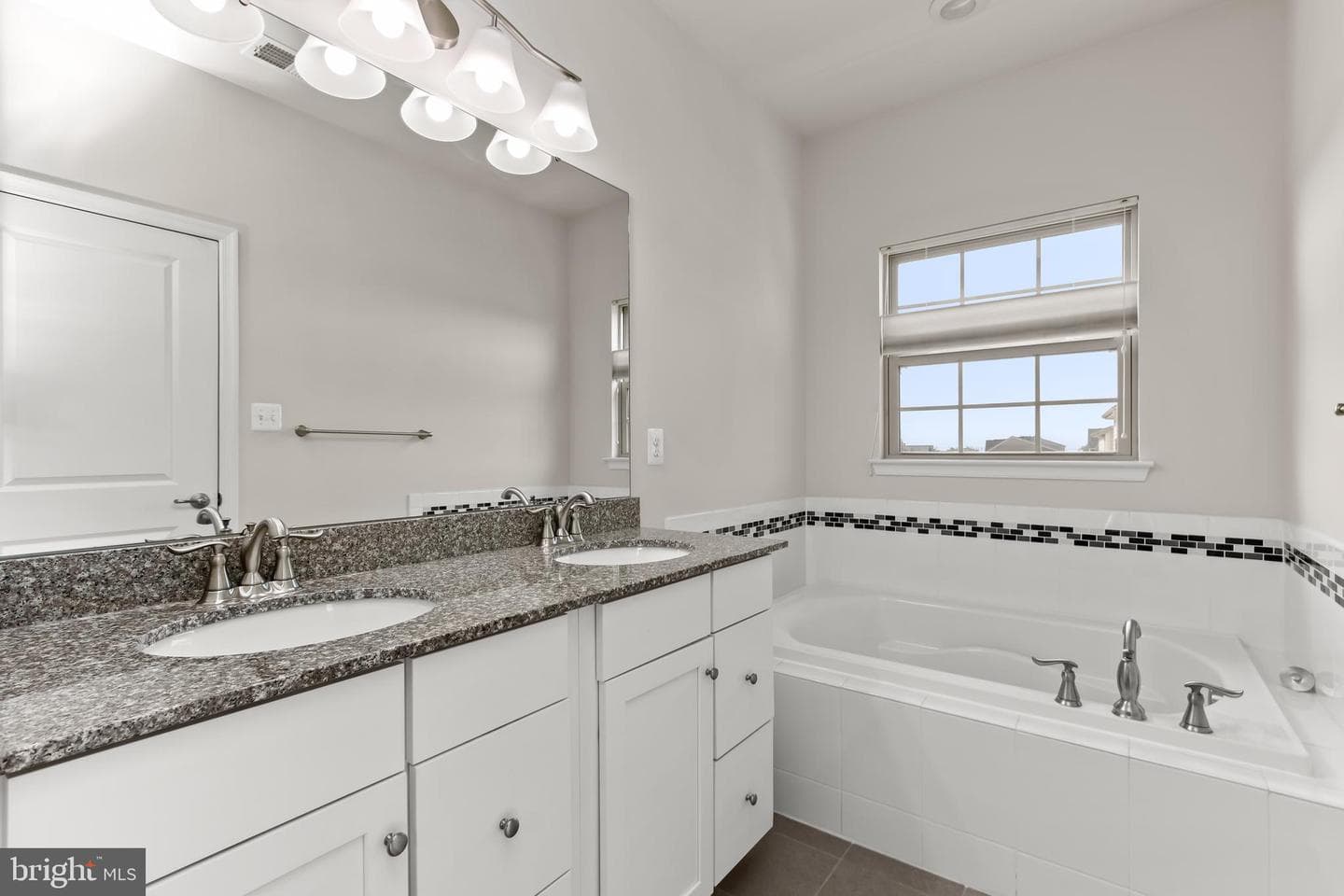 14311 Ridge View Ln photo 16