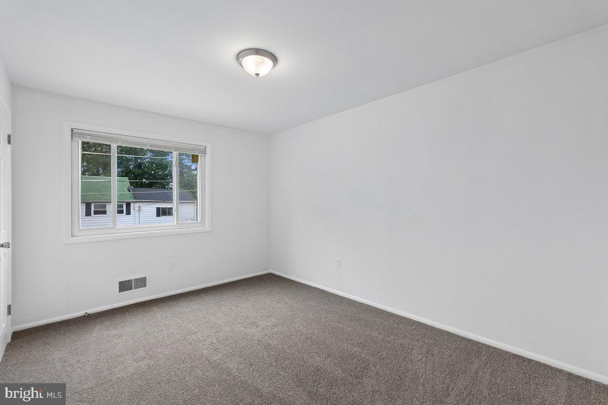 605 Hedgeleaf Avenue photo 12