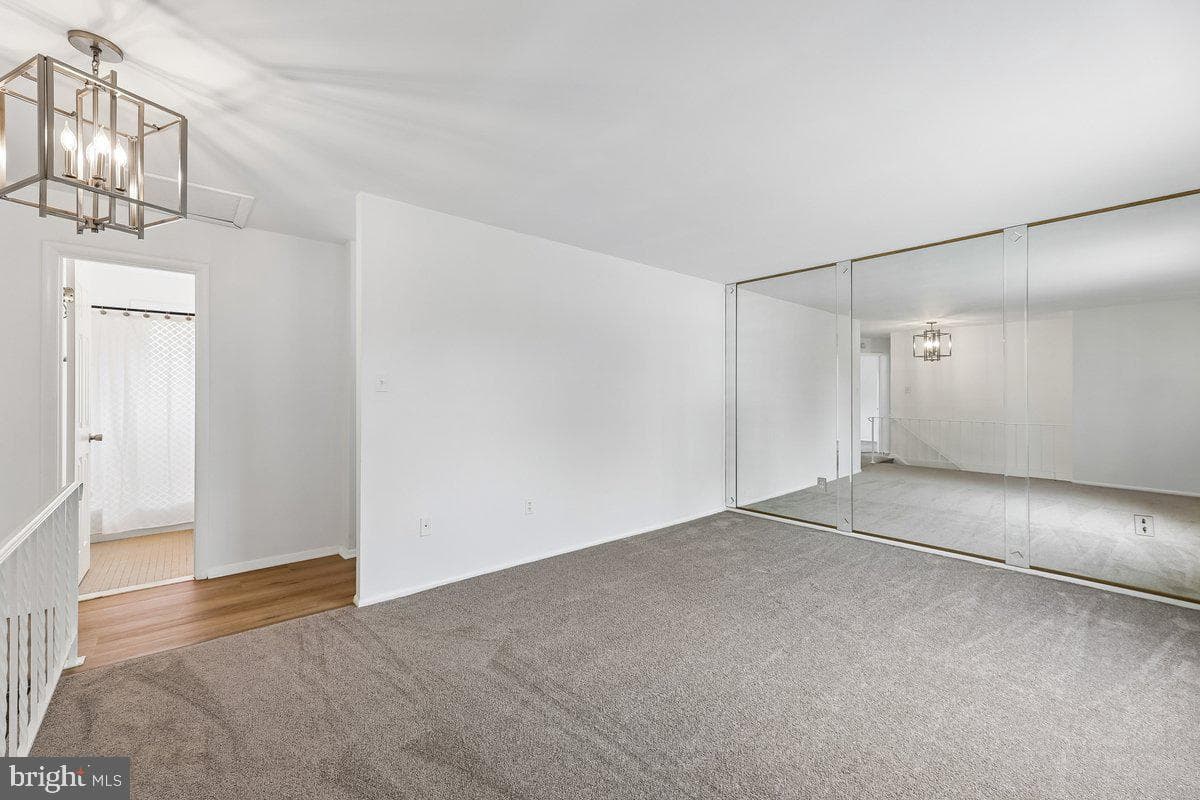 605 Hedgeleaf Avenue photo 9