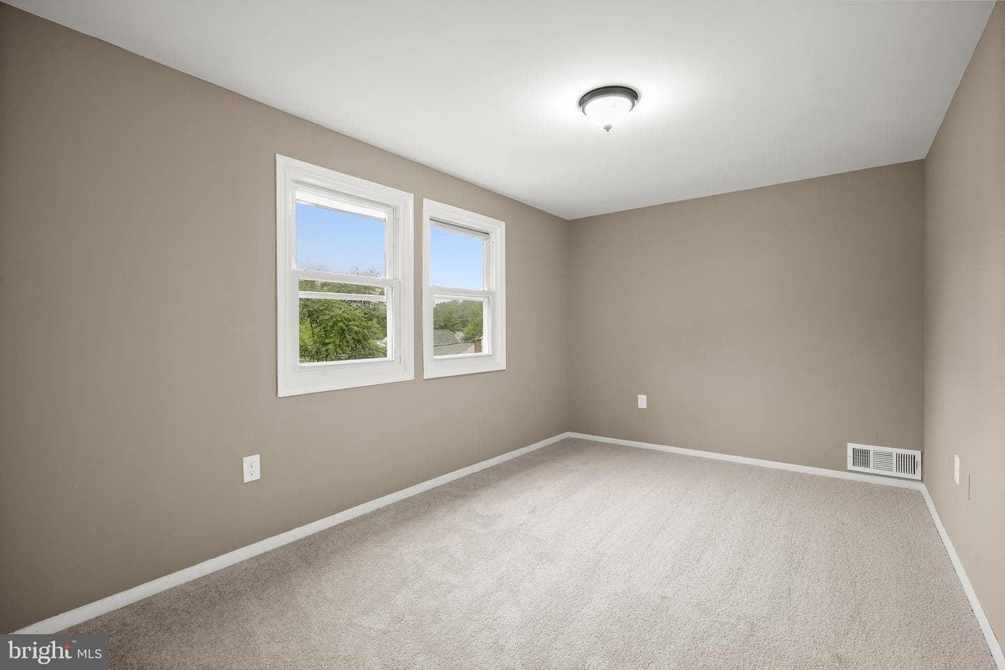 2806 Buxmont Lane photo 24
