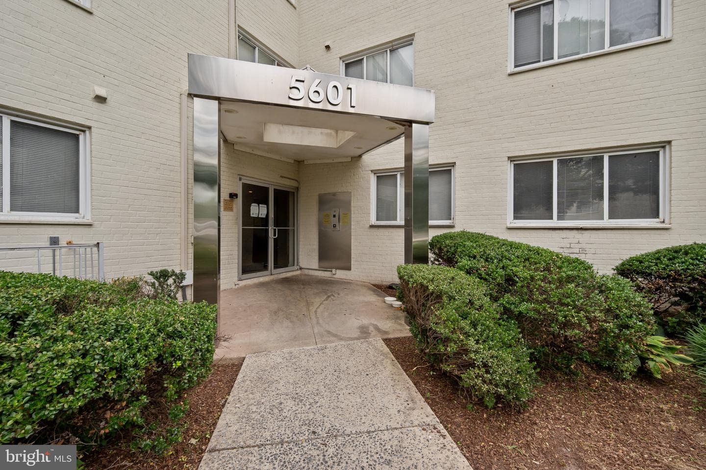 5601 Parker House Terrace #217, Hyattsville