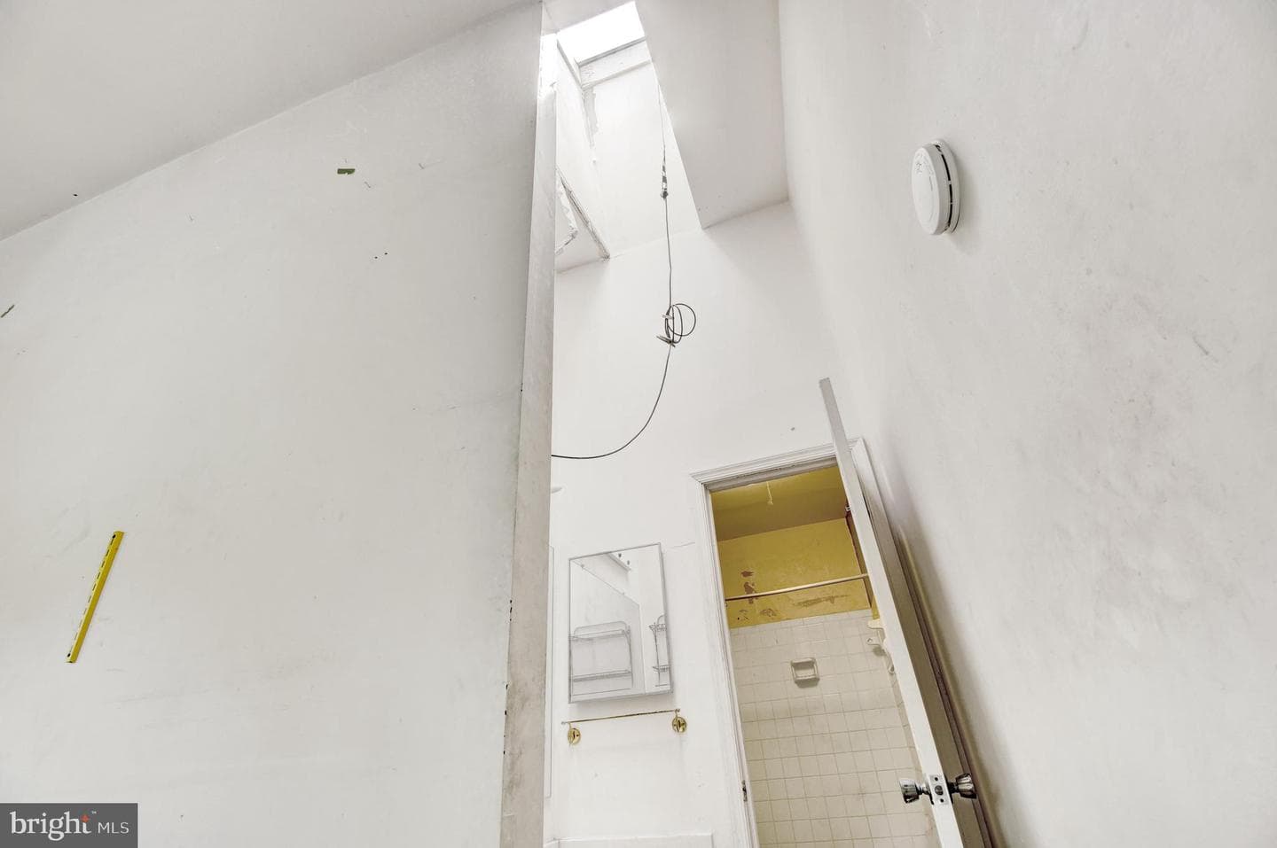 7111 Forbes Boulevard photo 17