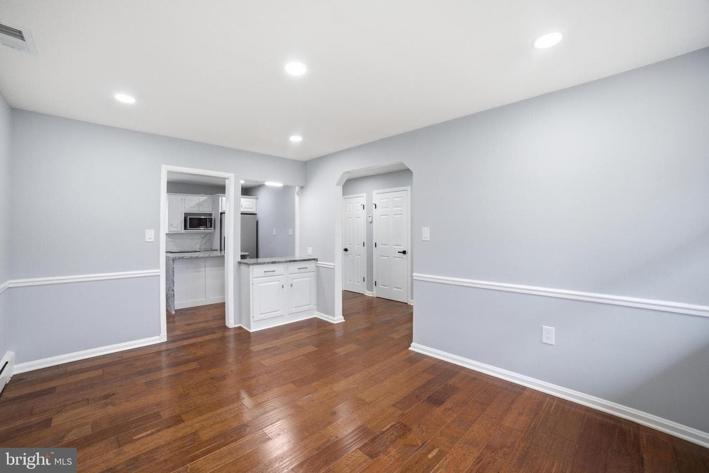 5001 Barto Avenue photo 7