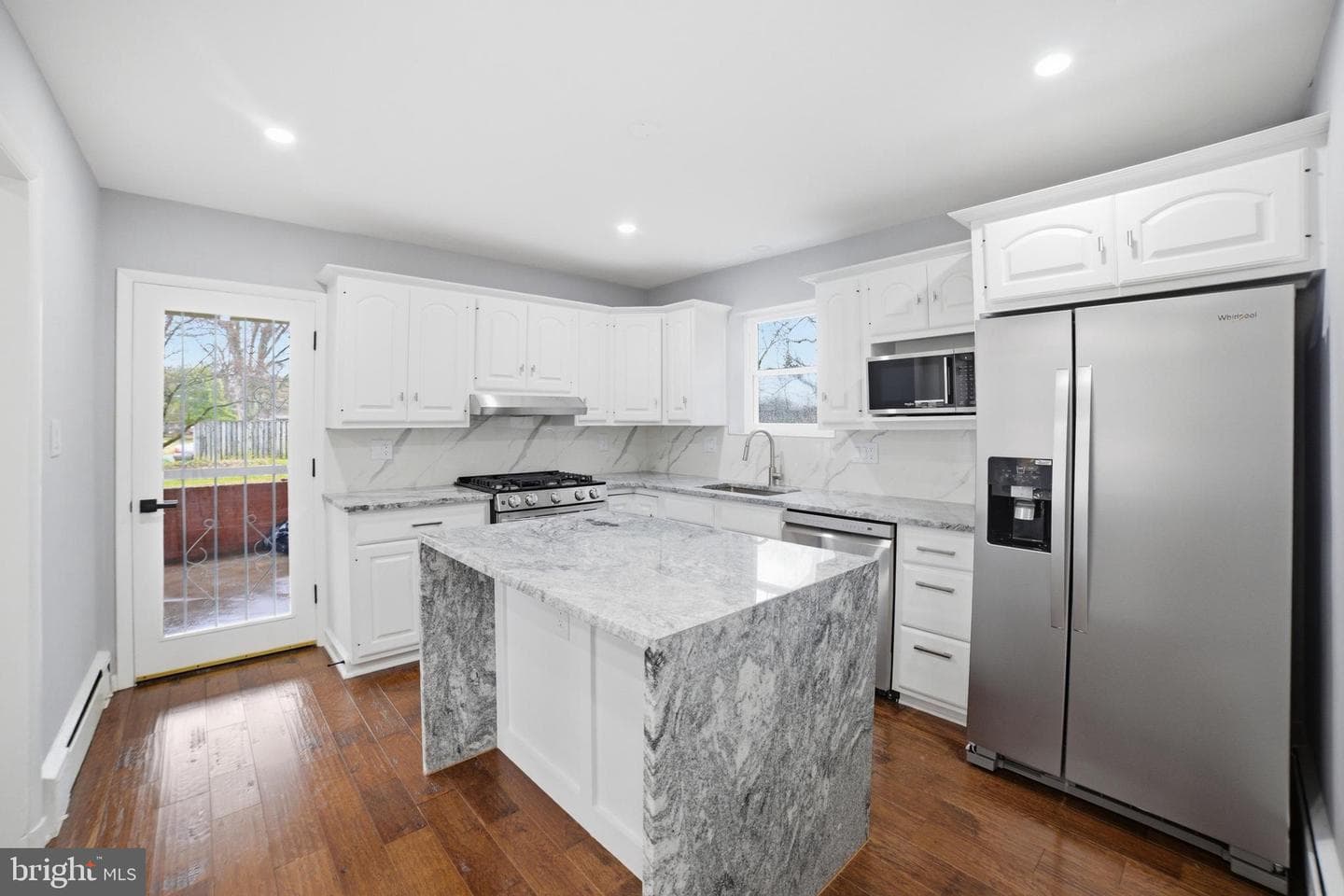 5001 Barto Avenue photo 8