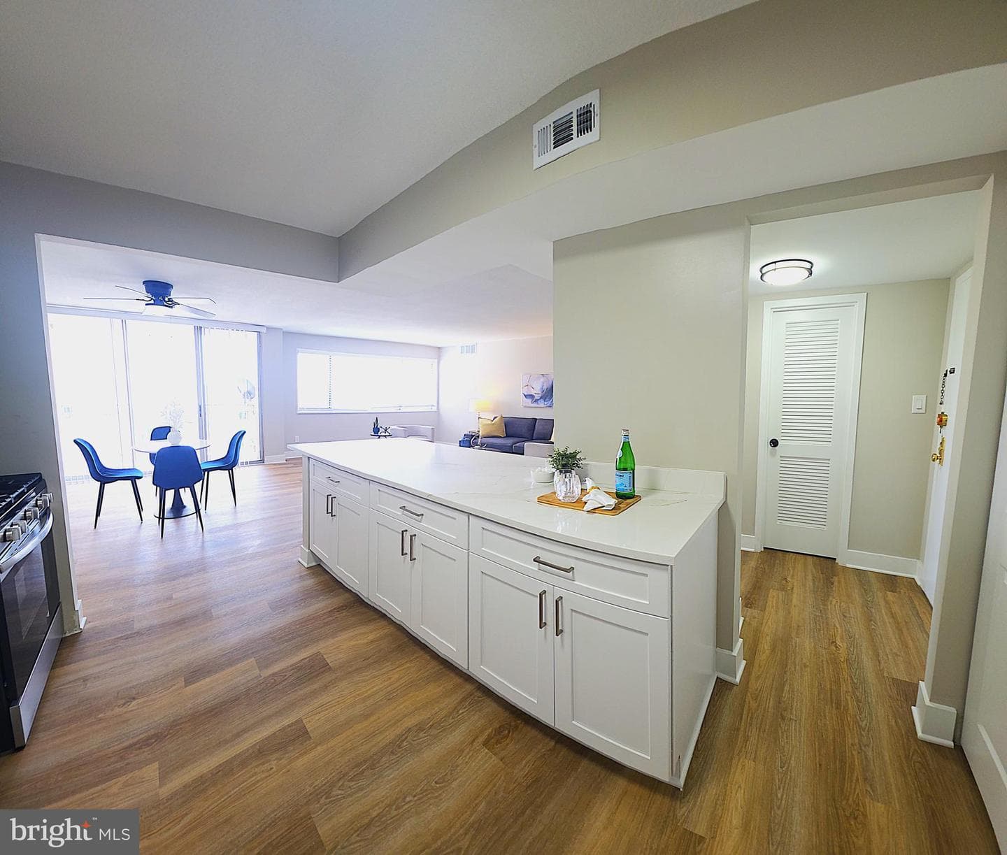 1836 Metzerott Road #706 photo 10