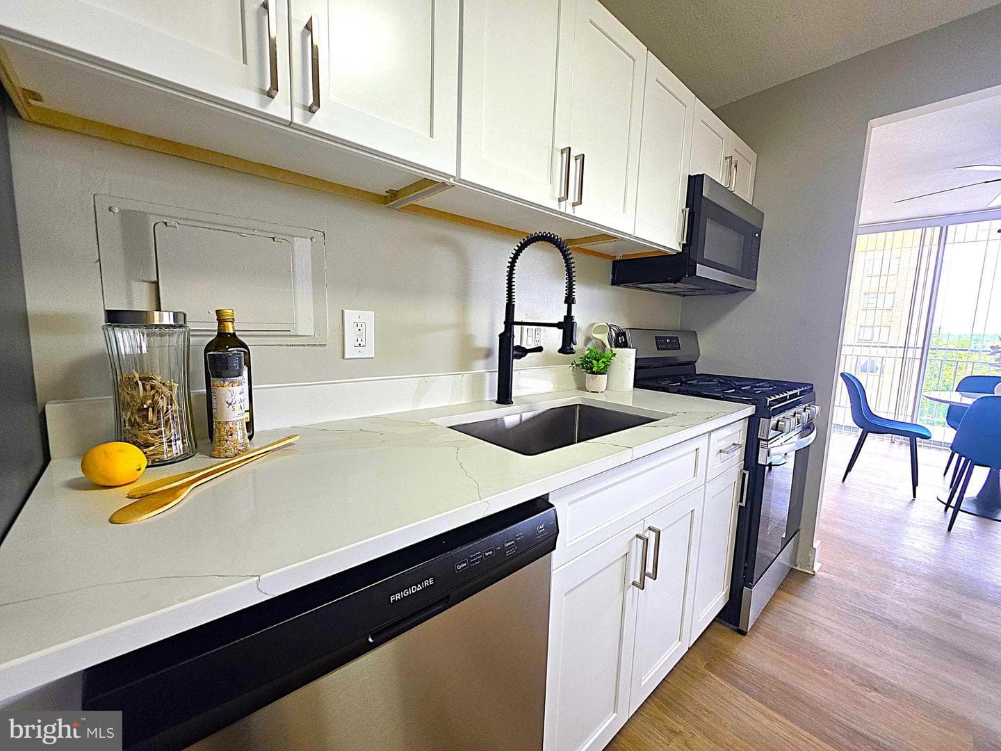 1836 Metzerott Road #706 photo 11