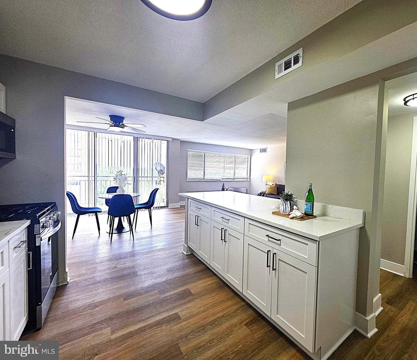 1836 Metzerott Road #706 photo 8