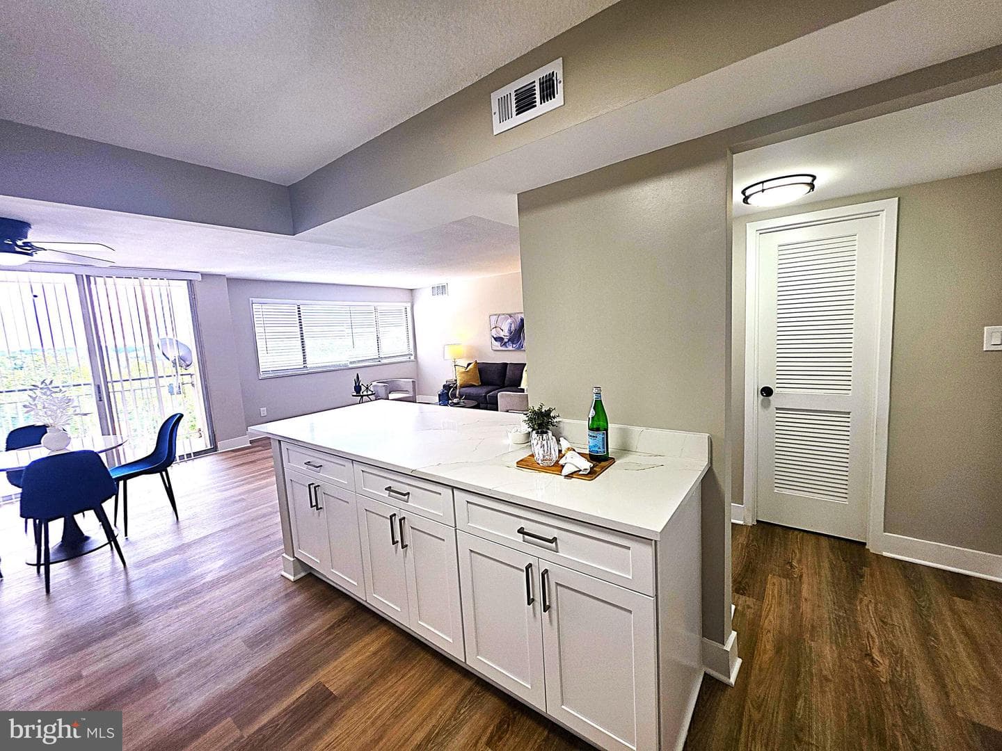 1836 Metzerott Road #706 photo 9