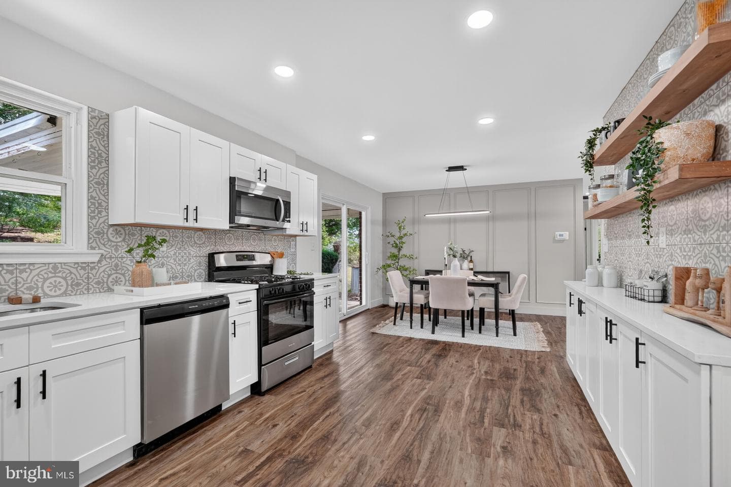 10914 Layton Street photo 15