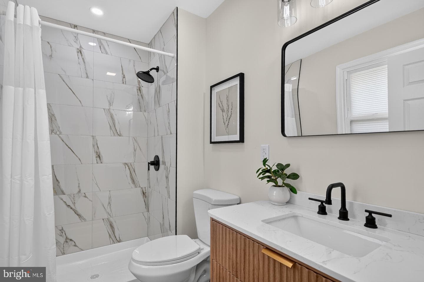 10914 Layton Street photo 20