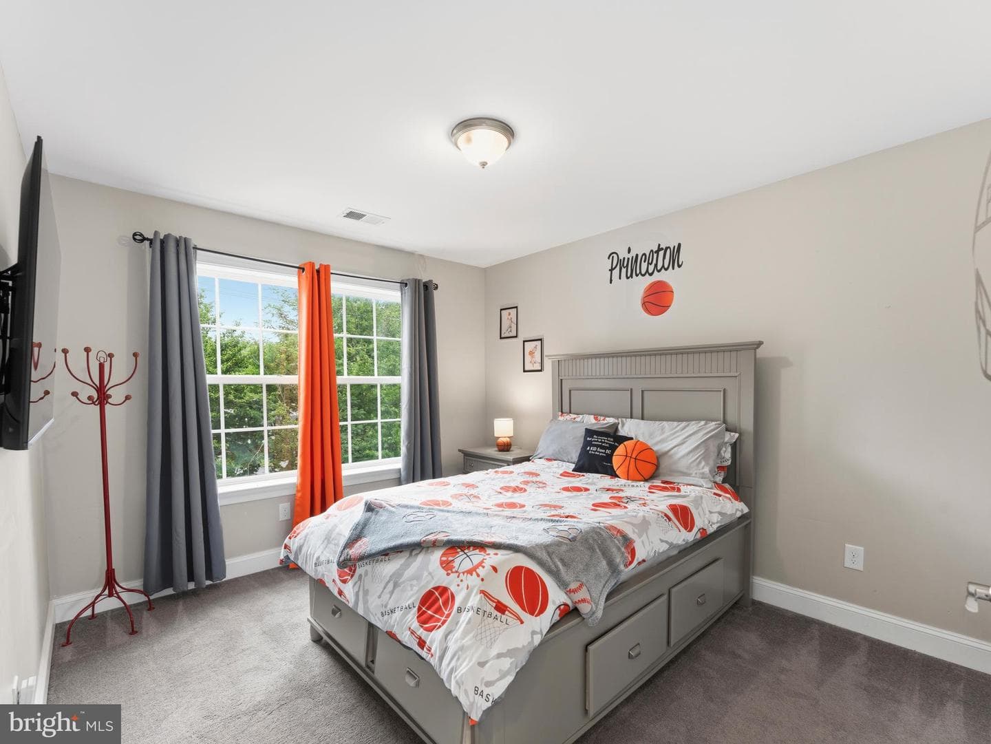100 Inverness Lane photo 24