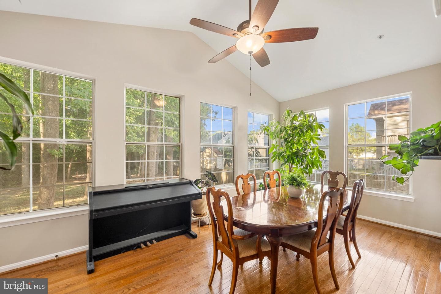 11304 Bennington Drive photo 6