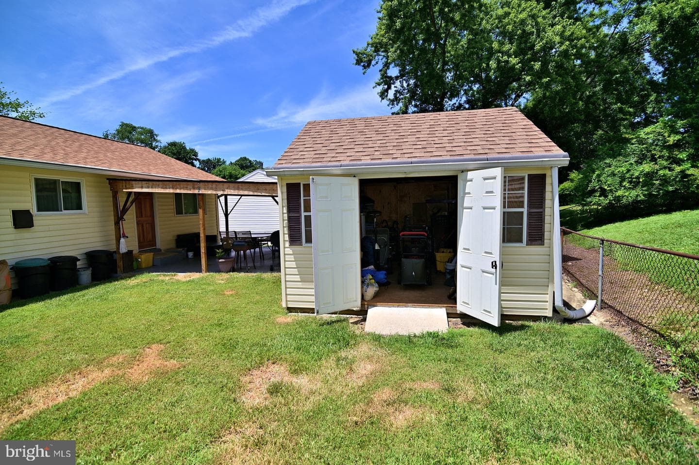 5528 Helmont Drive photo 11