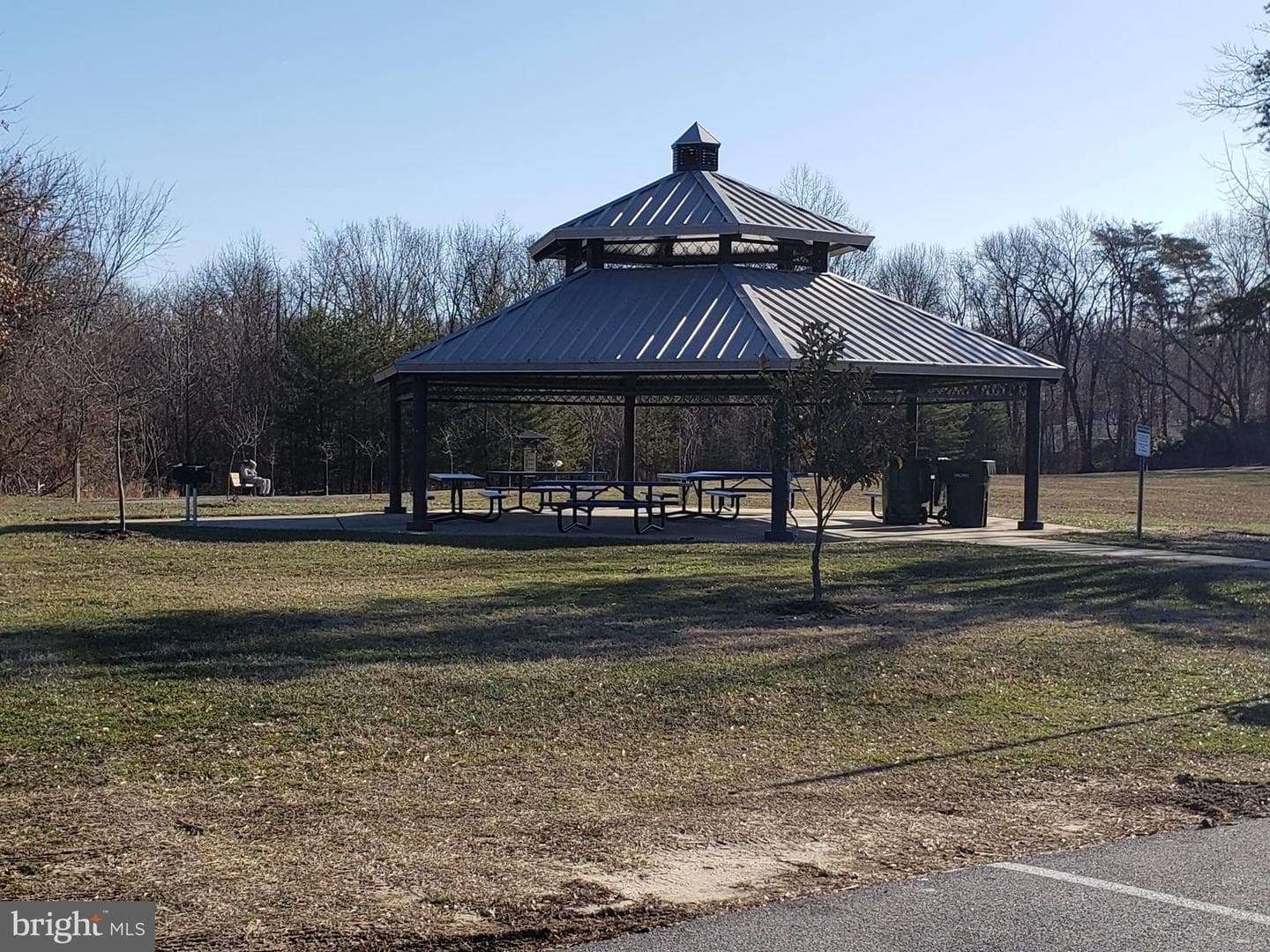 5528 Helmont Drive photo 20