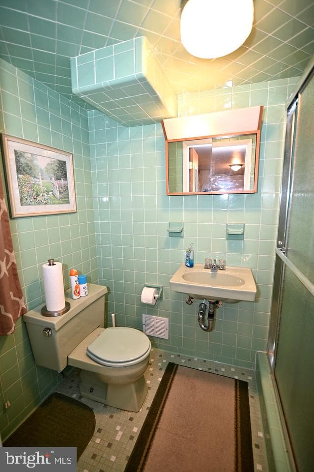 5528 Helmont Drive photo 44