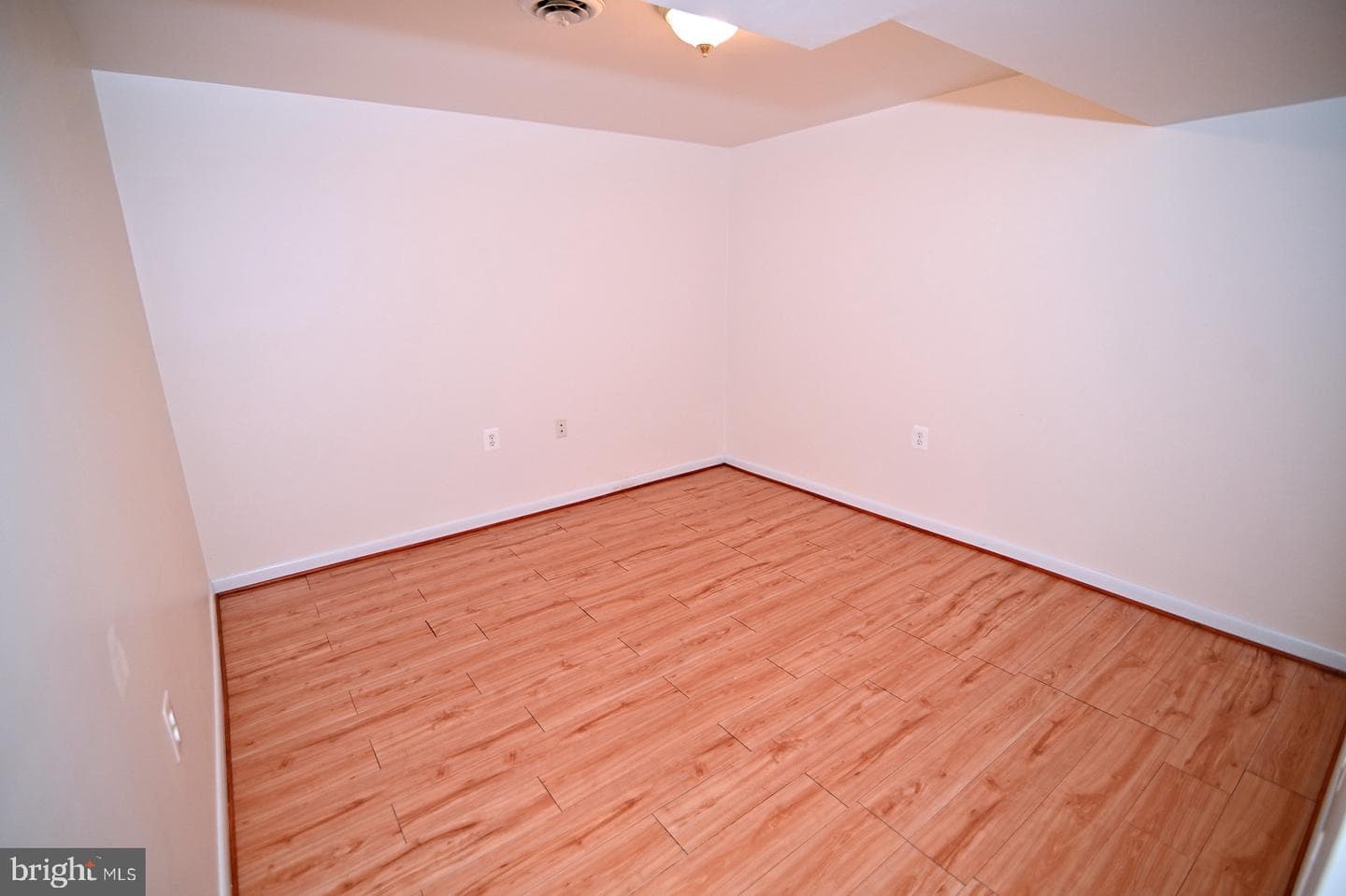 5528 Helmont Drive photo 50