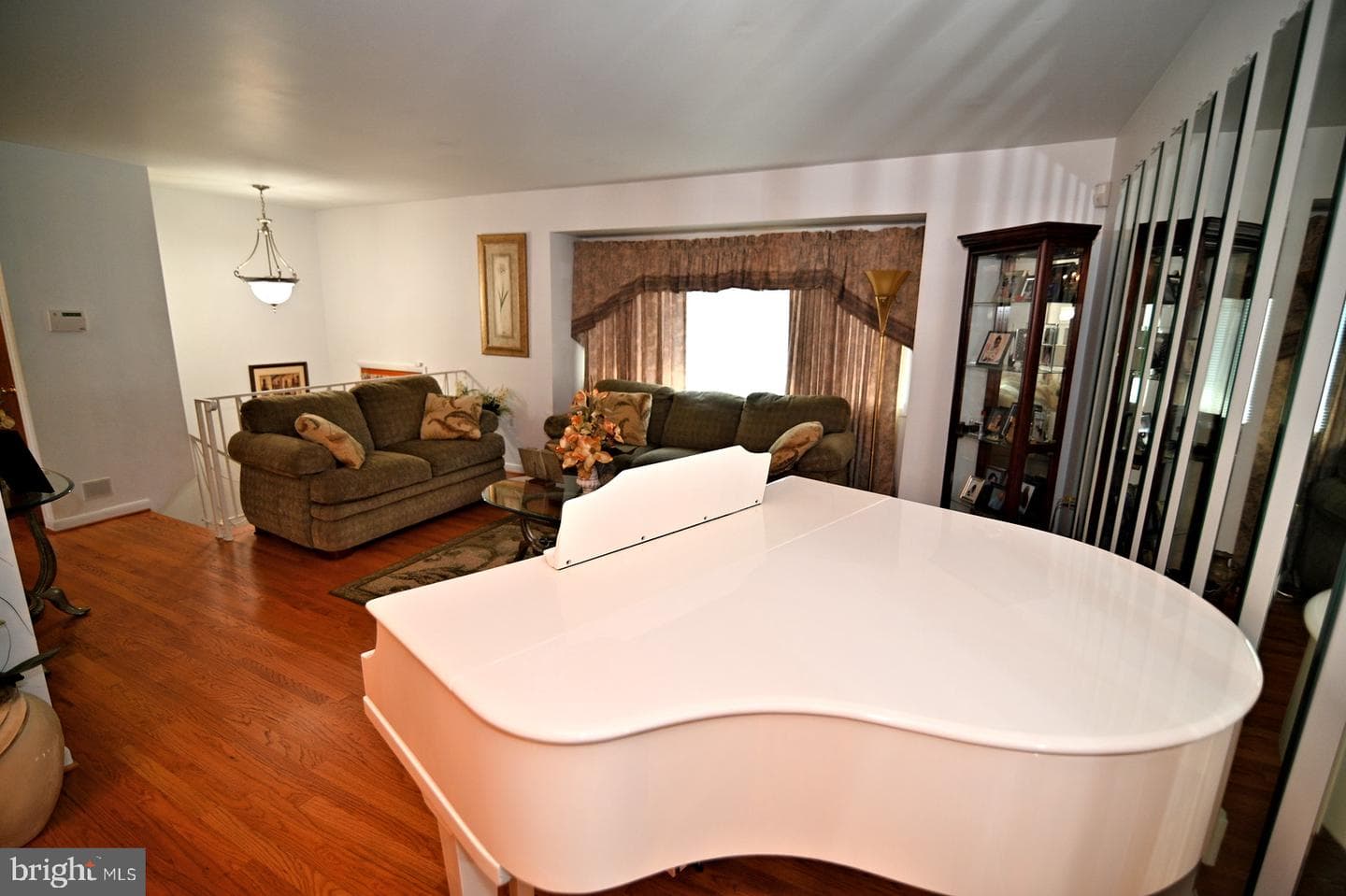 5528 Helmont Drive photo 58