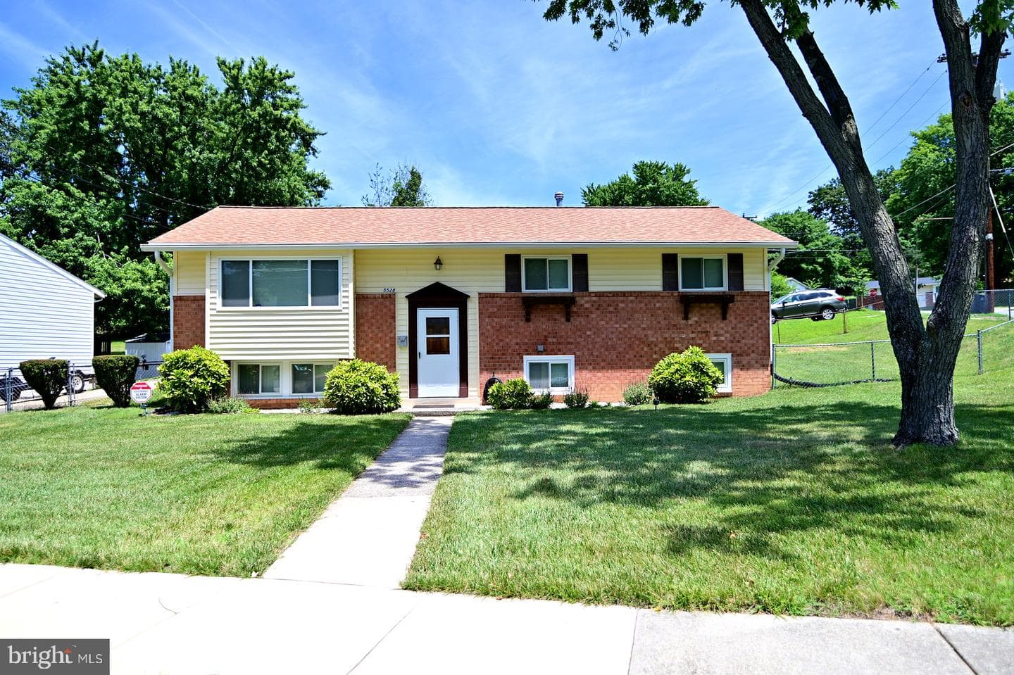 5528 Helmont Drive photo 6