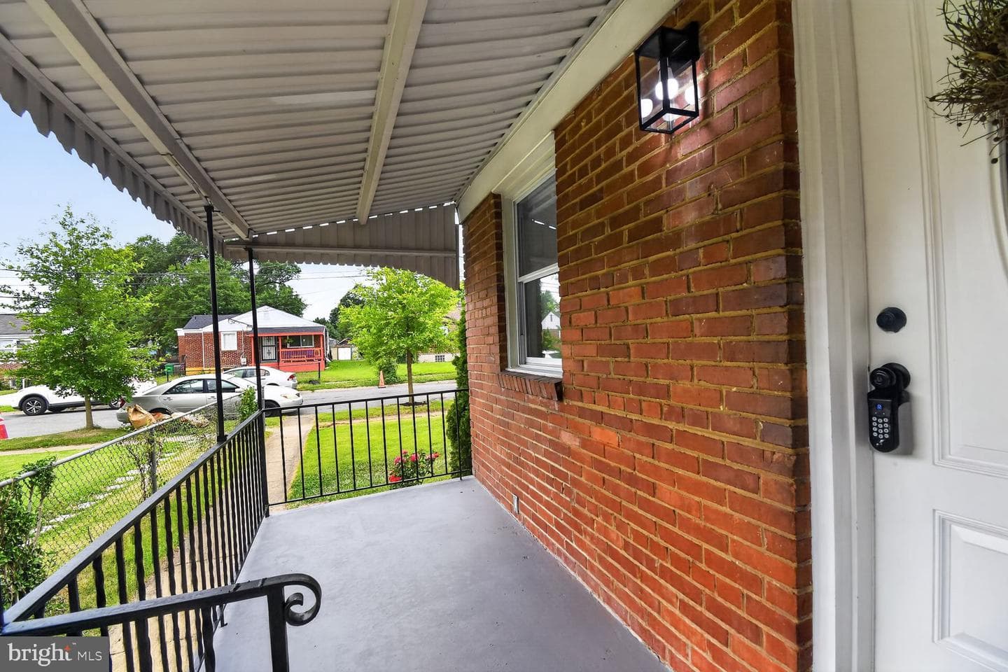 2416 Griffen Street photo 3