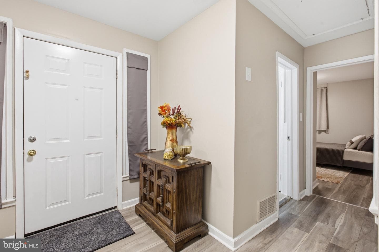 4620 Timber Lane photo 3