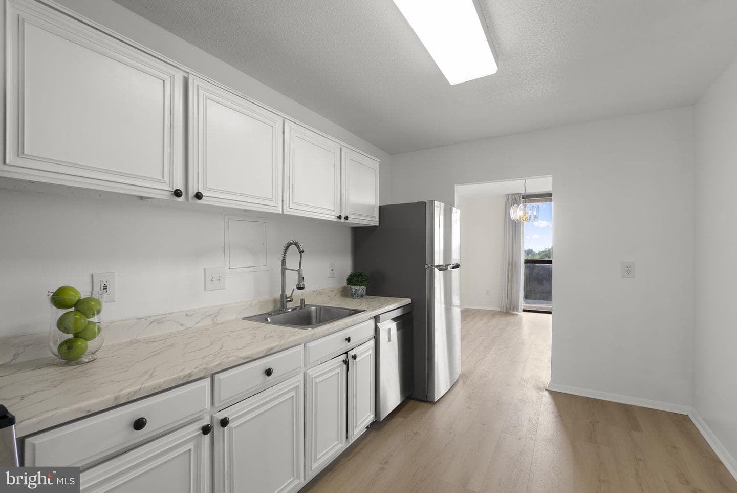 6100 Westchester Park Drive #1117 photo 13