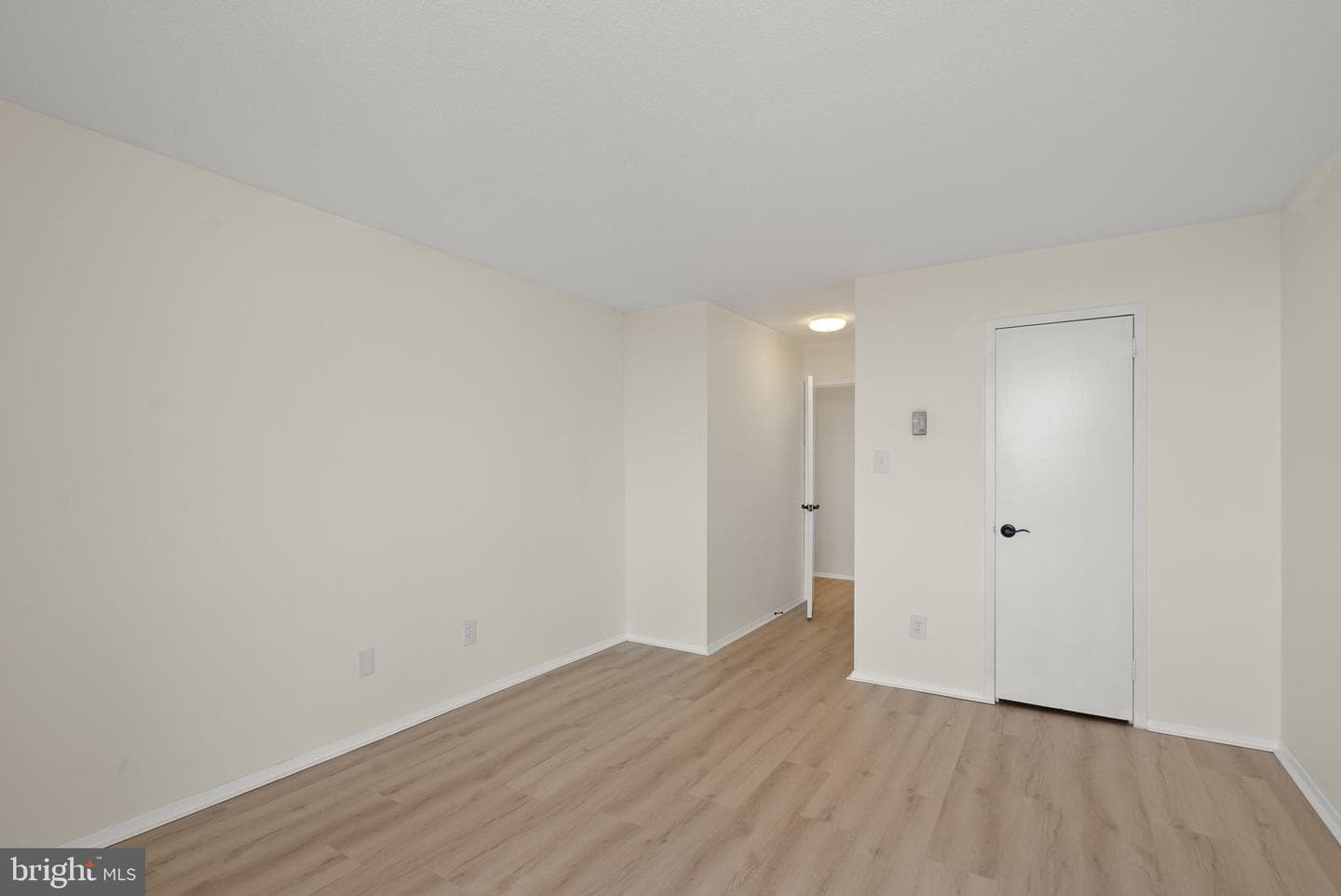 6100 Westchester Park Drive #1117 photo 15